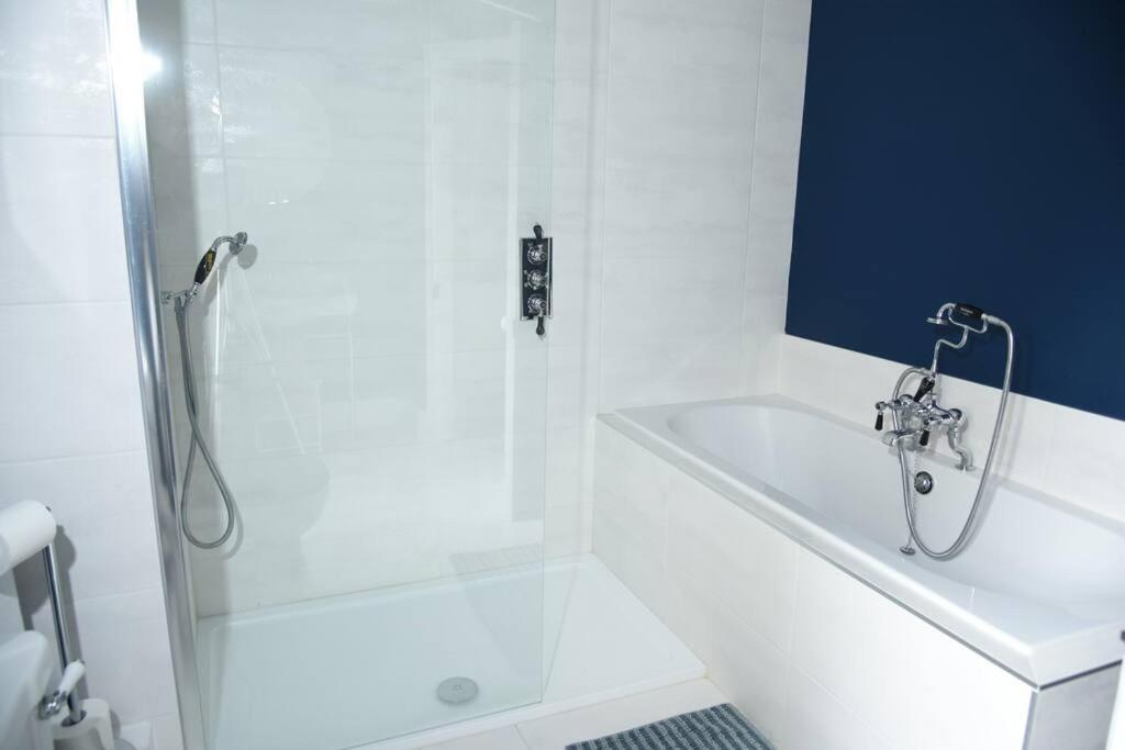Cotswold Dog-Friendly Holiday Home Страуд Экстерьер фото