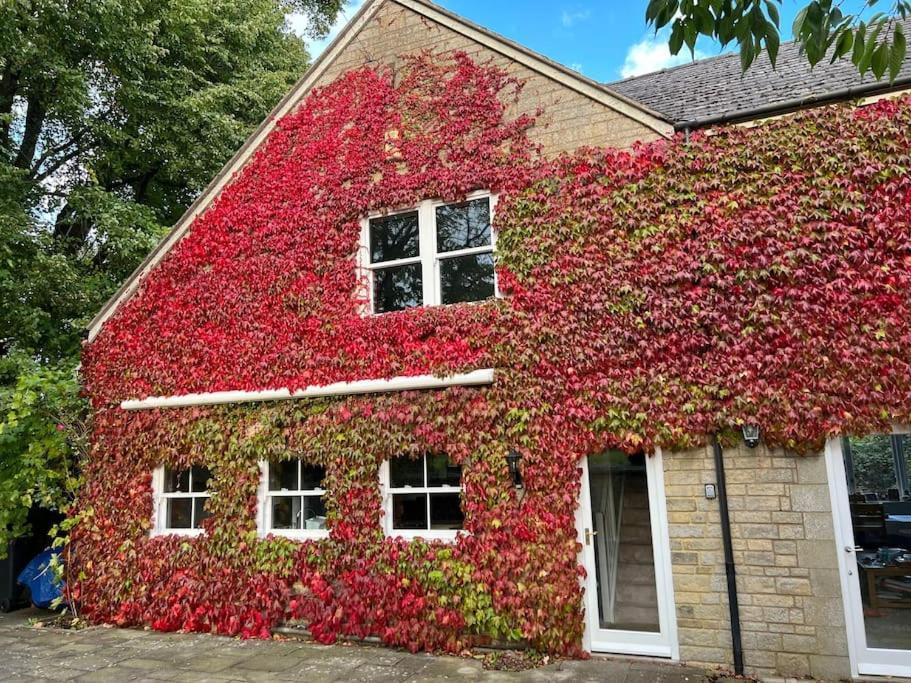 Cotswold Dog-Friendly Holiday Home Страуд Экстерьер фото
